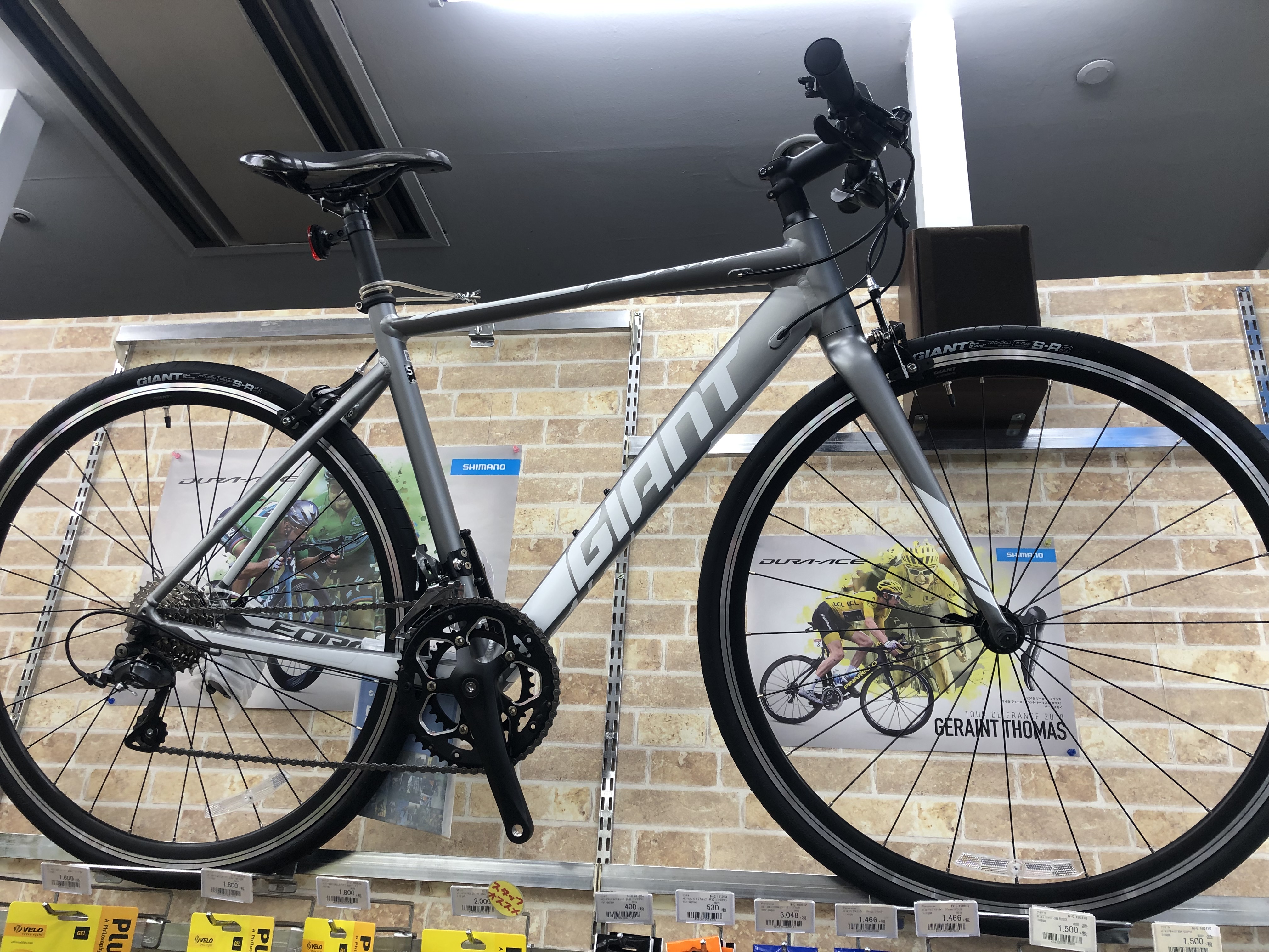 GIANTの新型フラットバーロードが入荷しました！ ル・サイクベイタウン 